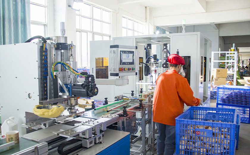 How Do You Choose The Right Paper Box Factory for Your Brand?