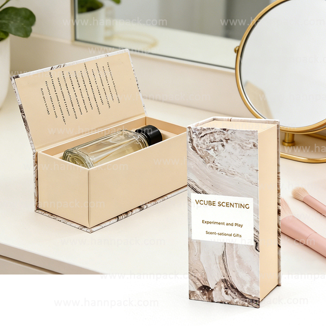 Customized Gift Boxes with Magnetic Closure Spot Uv Printing Wholesale Gift Boxes with Magnetic Lid