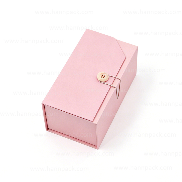 Personalize Custom Paper Wedding Favor Gift Boxes Luxury White Magnetic Gift Box Custom Paper Box